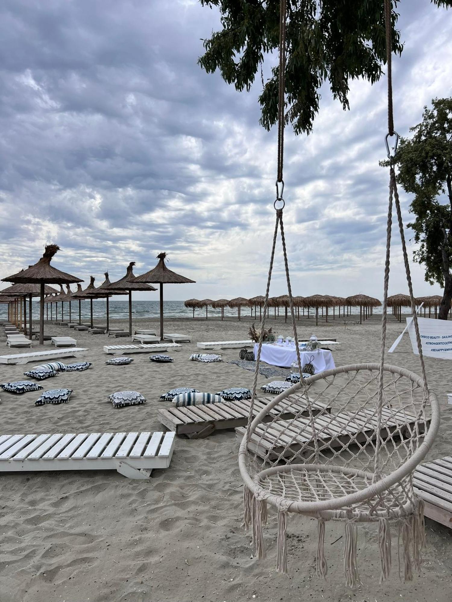 Hotel Manor Năvodari Extérieur photo